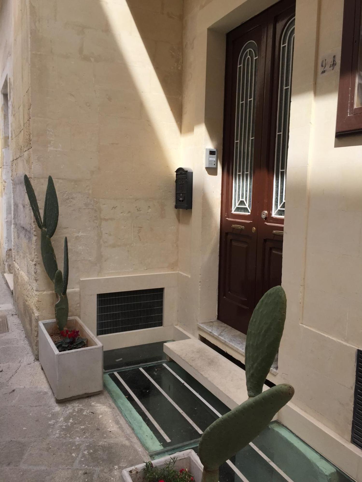 B&B Le Giravolte Лечче Экстерьер фото